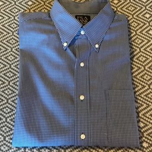 Jos. A Banks / Traveler’s Collection Button Down